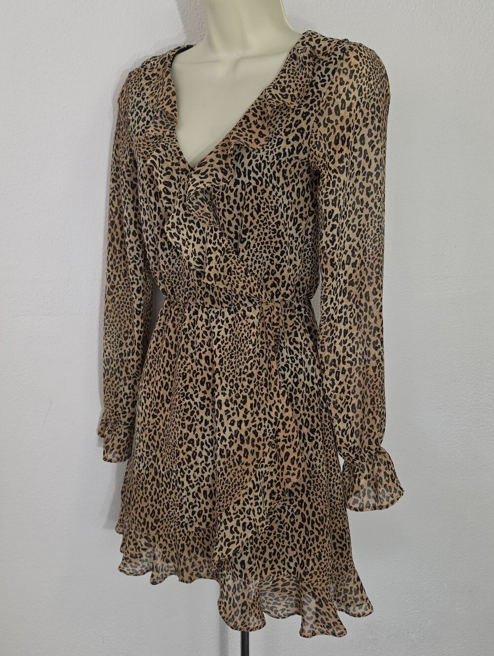 H&M Divided Leopard Print Ruffle Detail Wrap Mini Dress Brown Size O - Picture 8 of 17